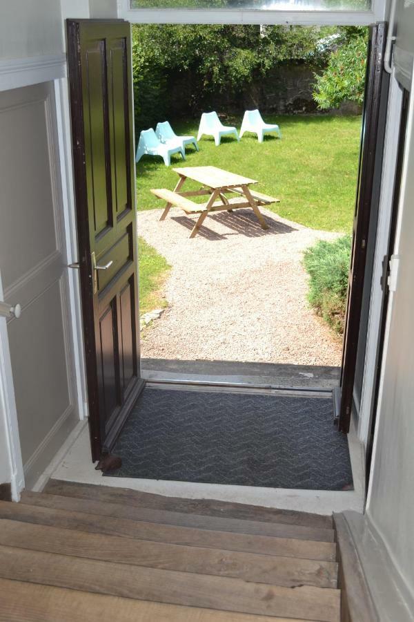 Appartement Passe Partout Lucenay-l'Eveque Luaran gambar