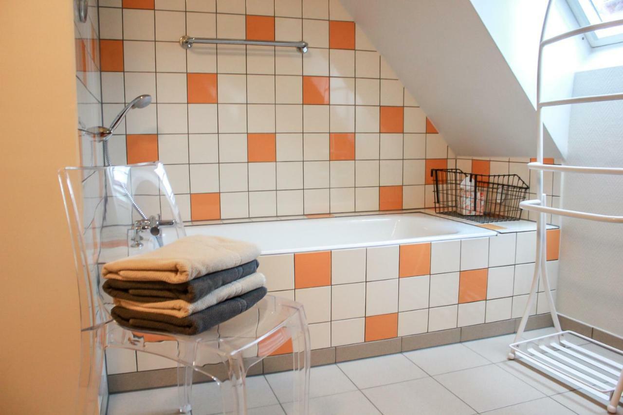 Appartement Passe Partout Lucenay-l'Eveque Luaran gambar